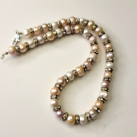 Pearl Statement Choker Necklace - Picture 4 of 10
